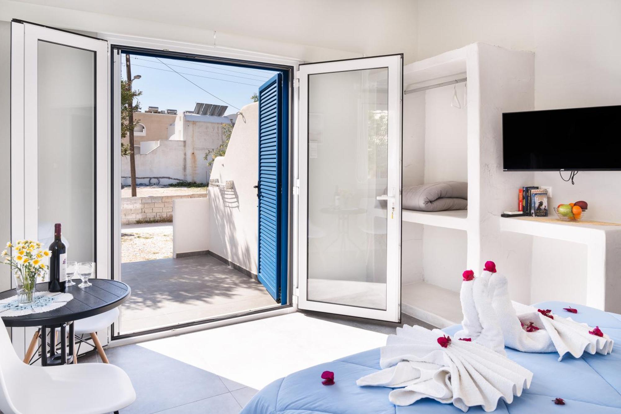 Ferienwohnung Aegean Blue Santorini Perissa Exterior foto
