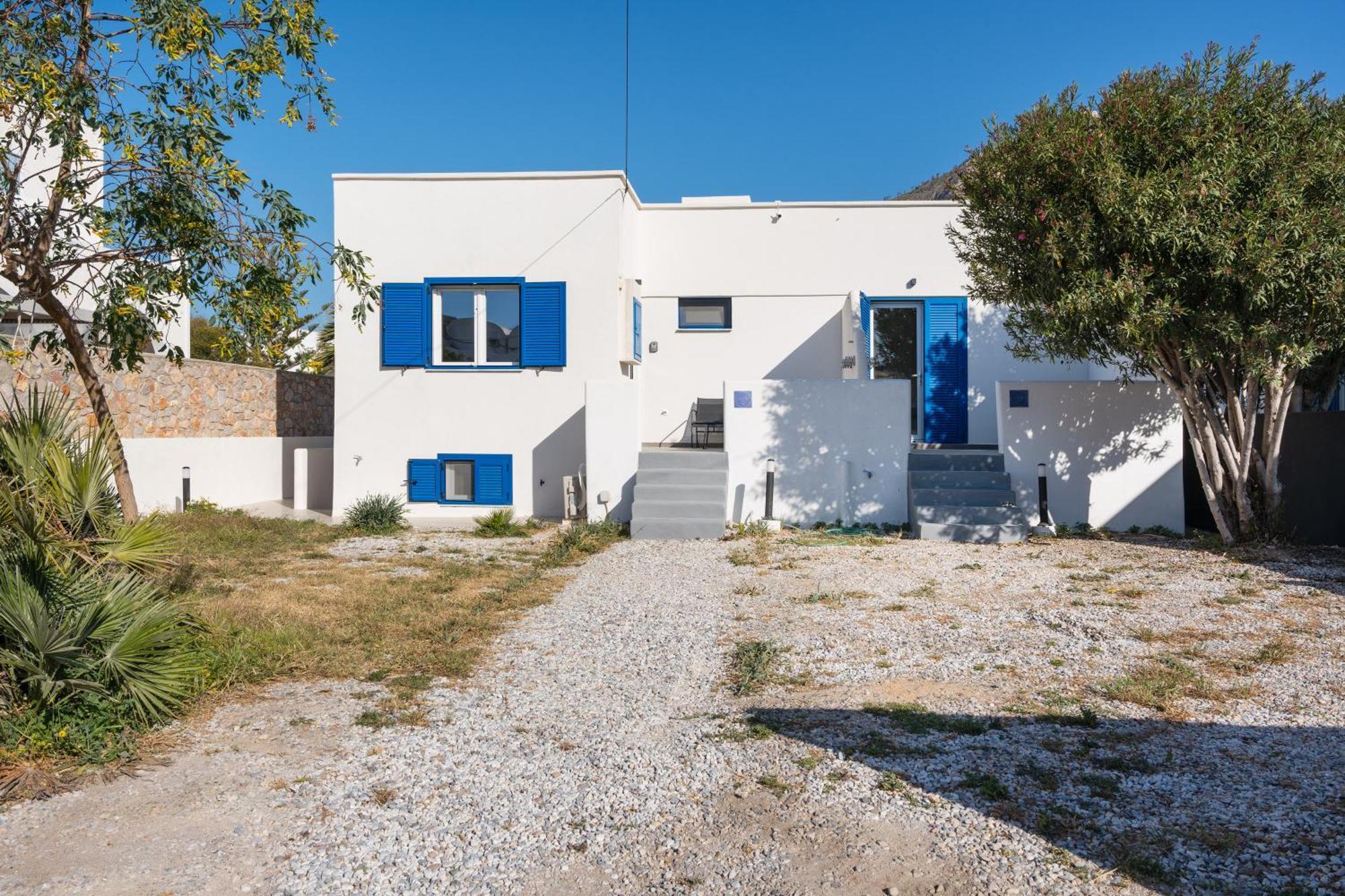 Ferienwohnung Aegean Blue Santorini Perissa Exterior foto